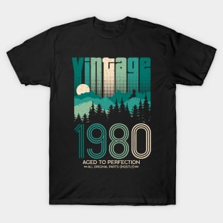 40th birthday gifts for men and women 1980 gift 40 years old T-Shirt